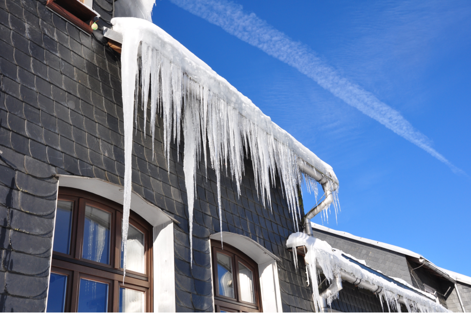Important facts about ice dams